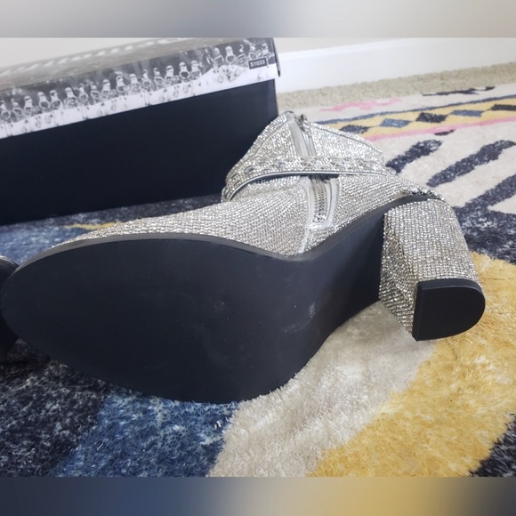 Shine Cowboy Boots - Silver - Picture 5 of 8